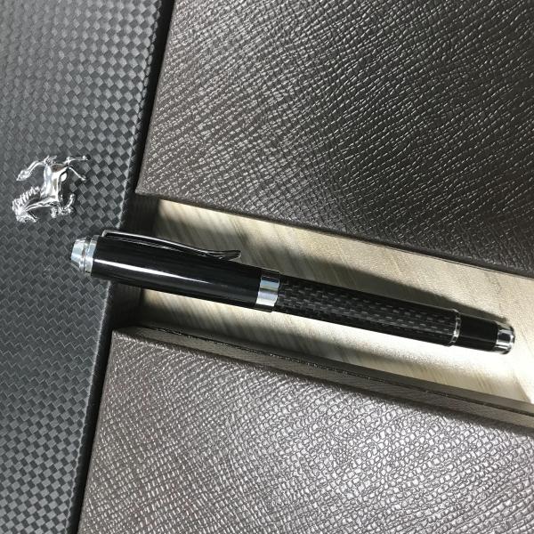 Real Carbon Fiber Products / Roller Carbon Fiber Fountain Pen For Gifts