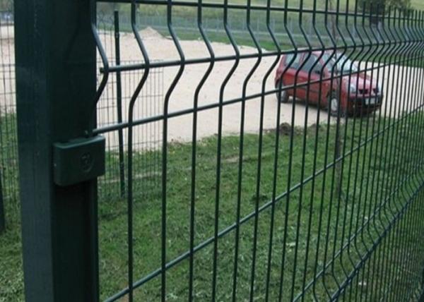 Curved Metal Garden Mesh Fencing Powder Sprayed Bending Dark Green Wire Fence