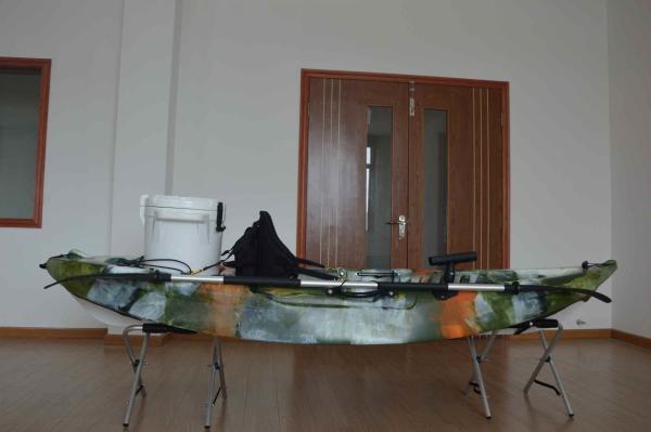 Customized Color Sit On Top Kayak Fishing Boats  275L*78W*40Hcm Normal Backseat