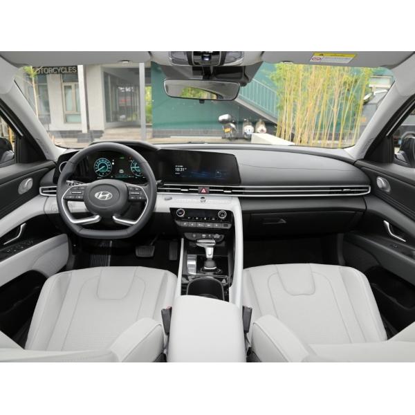 2023 Hyundai Elantra 1.5L CVT Седан Левое рулевое управление и независимая подвеска McPherson