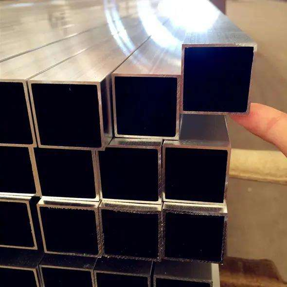 Пефорированная труба трубки 2X2 алюминиевого сплава квадратная алюминиевая неубедительная
