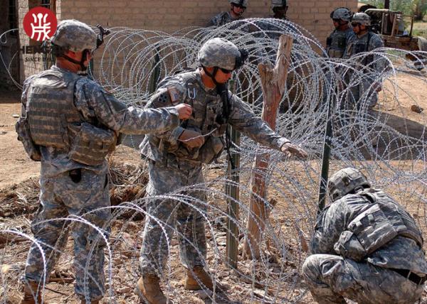 16 Gauge Steel Barbed Wire Razor Barbed Wire Fence With 4 Points