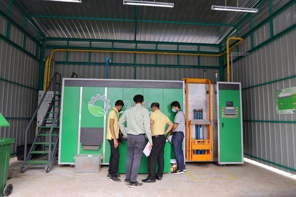 OEM automático de Composting do moedor do desperdício de alimento da máquina de Composter do desperdício de 2000kg Orgain