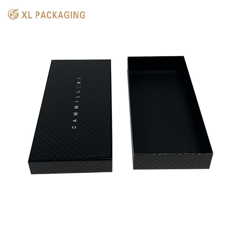 Black Glossy Lamination Lid And Base Gift Packaging Box With Dembossing For Jewelry