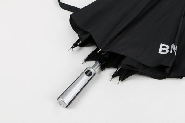 Black Automatic Promotional Golf Umbrellas With Silver Coating Plastic Handle And Carry Bag
