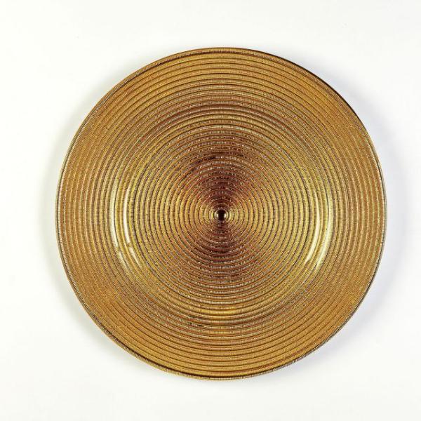 Hot selling High Quality White Embossed Elegant Decoration Glass Charger Plate