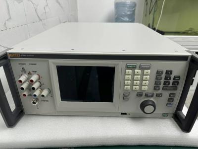 1100 V / 2.2 A Ultra High Accuracy Multi Function Calibrator Fluke 5730A