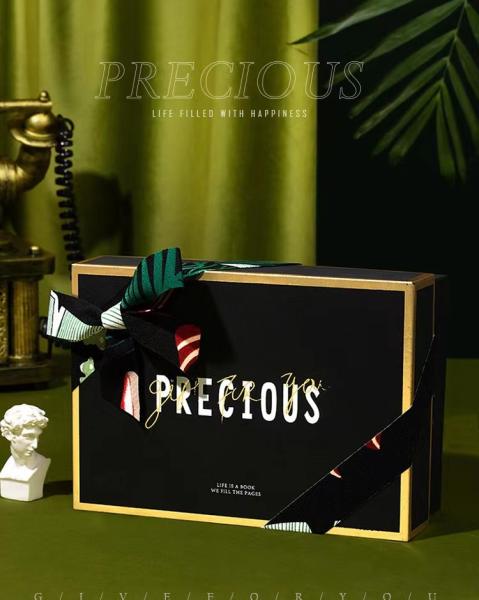 Logotipo personalizado caixa de empacotamento do presente de papel luxuoso do cartão do aniversário