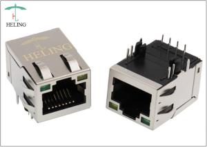 R / Une étiquette vers le haut du connecteur 8P8C modulaire avec la base 10/100