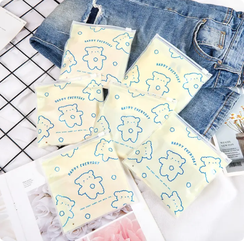 Reclosable Waterproof CPE Zipper Bag Plastic Storage Pouch For Cosmetic Electronic Accessories Packaging