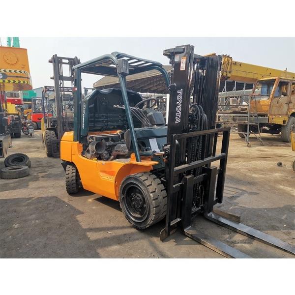 Japanese Forklifts Used Toyota 7f30 Diesel Forklift 3Ton Telehandler Routine Fork Width