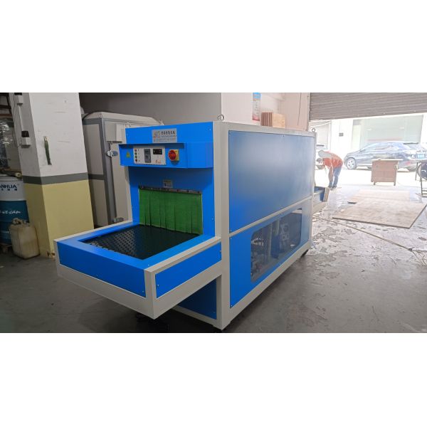 Shoe Chiller Machine Offering Fast Cooling to Minus 15 Degrees Celsius and Uniform Temperature for Effective Shoe Shaping