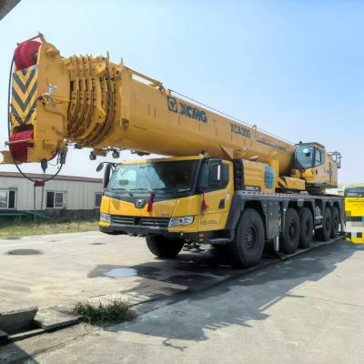 Date 2025 XCMG 300 tonnes XCA300L8-1 camion grue 100 tonnes contrepoids avec 93m longueur du bras principal