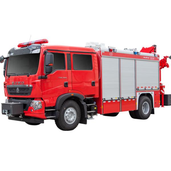 Camion de pompiers spécial de Sinotruk HOWO avec le matériel de sauvetage
