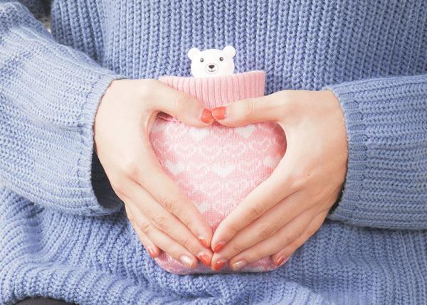 Anti Aging Small Hot Water Bag Pink Cute Color Integral Molding Process