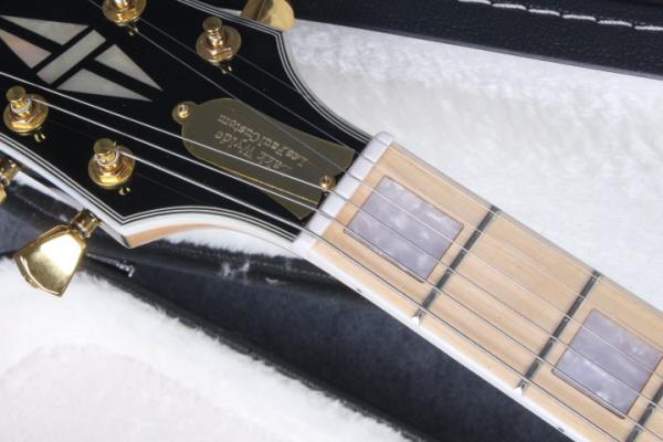 camouflage Custom Zakk Wylde bullseye guitar EMG 81/85 pickups Electric Guitar ems free shipping