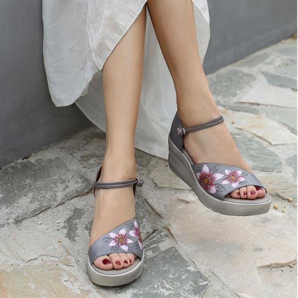S251 2020 new outdoor open toe shoes women summer sandals high heels easy to wear