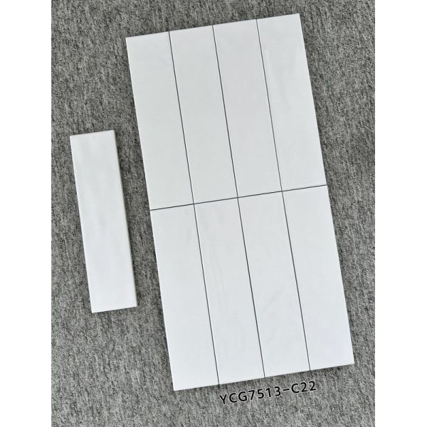 White Stain-resistant 75x300mm Glossy Inside Ceramic Wall Tiles For Living Room and Balcony