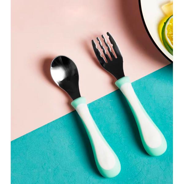 Dust Cover BPA Free Silicone Baby Spoon Durable FDA / SGS Certificated