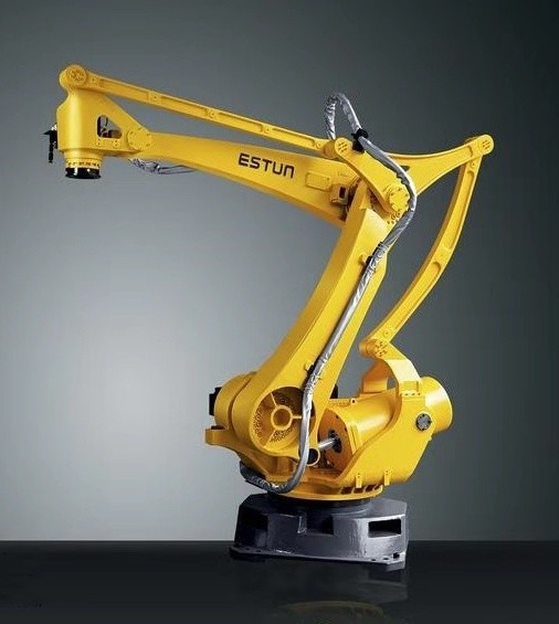 Как работают китайские роботы ESTUN ER120