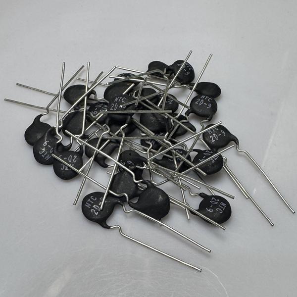 Limitateur de courant d'entrée de surtension standard NTC Thermistor 2D-9 pour véhicule électrique résidentiel commercial industriel de soins de santé