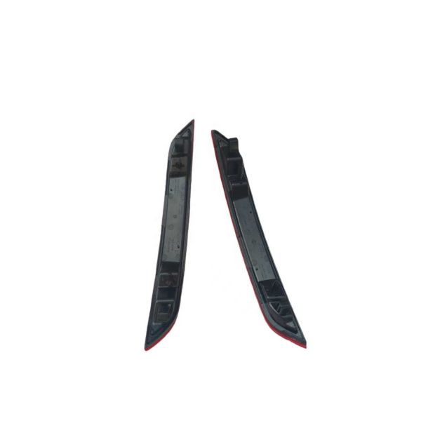 X03B-53011102 New Auto Body Parts Li Auto L7 2024 Rear Bumper Lamp Left Reflector Red Fog Light Reflective Warning Light