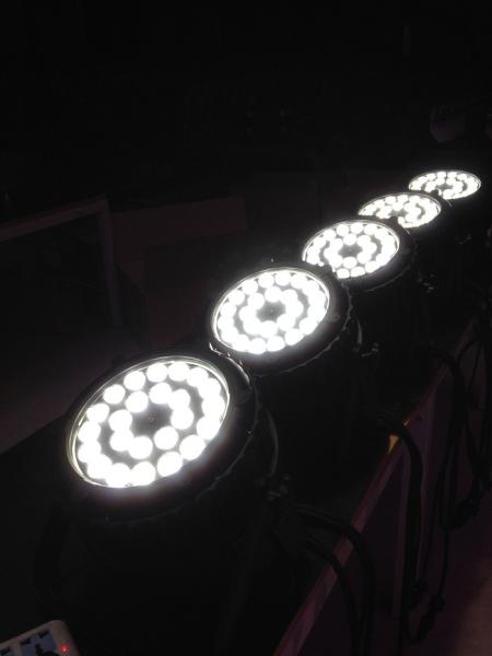 Rgbw LED Par Light 4CH / 8CH DJ Stage Lighting Equipment 4 In 1 For Live Concerts