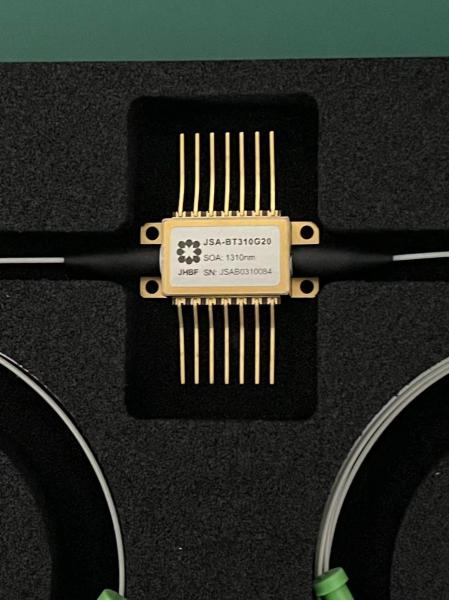 Janhoo 1550nm G35 Polarization Maintaining SOA Butterfly SOA Semiconductor Optical Amplifier