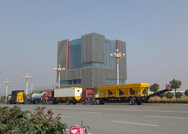 Mistura quente Asphalt Mixer Energy Saving With móvel da construção de estradas garantia de 1 ano
