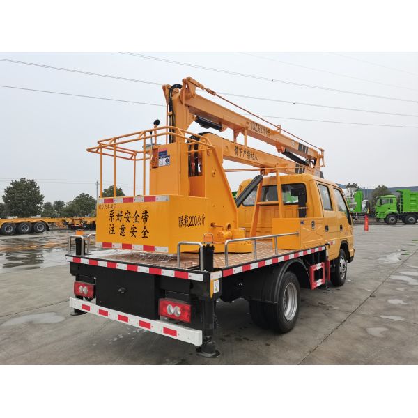 FORLAND Double Row Cabin 13m Aerial Platform Truck