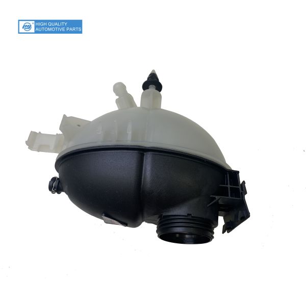 Auto Parts Coolant Expansion Tank Engine Coolant Reservoir Radiator Coolant Reservoir Expansion Tank for Mercedes-Benz W204