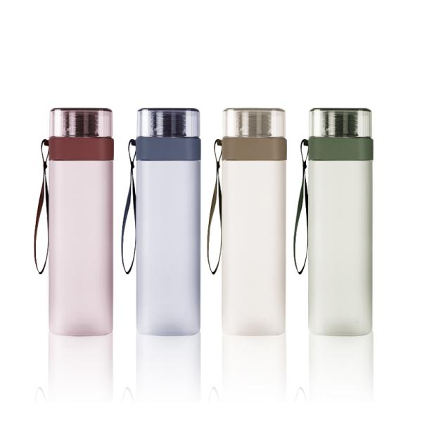 Travel in Style with Customized Logo Square Shaped 550ml 700ml Drink Bottle With Rope