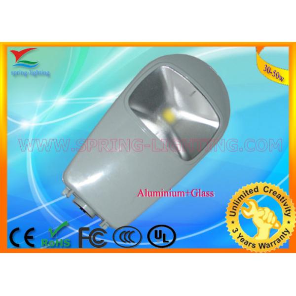 Low light attenuation 50 - 60 Hz 30W / 40W / 50W New LED Solar Street Lights