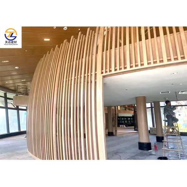 Wood Grain Aluminum Battens for Ceilings, Decorative Aluminum Square Tubes, Spray-Painted & Baked-Enamel Aluminum Battens, Partition Aluminum Battens, Curved Aluminum Batten Profiles