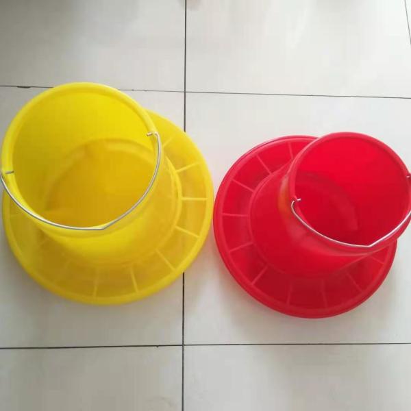 Chicken Boilers Breeders Quails Poultry Feeder And Drinker