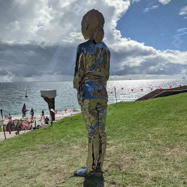 Stainless Steel Sculpture Figure-Reflection