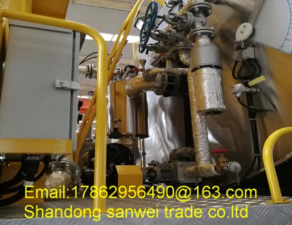 Caminhão do distribuidor do betume do equipamento de construção do asfalto de 8000 litros com largura do pulverizador de 6000mm