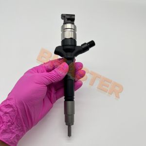 095000-7020 23670-39175 Steel Material Fuel Injector For ALA30 RAV4 2AD FTV 2.2 Engine