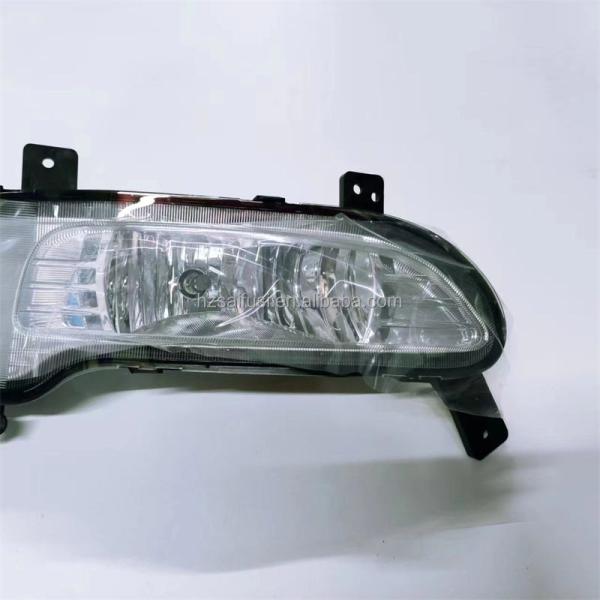 OEM NO C00212871 Front Right Fog Lamp for Saic Maxus V80 G10 T60 Car Exterior Decoration