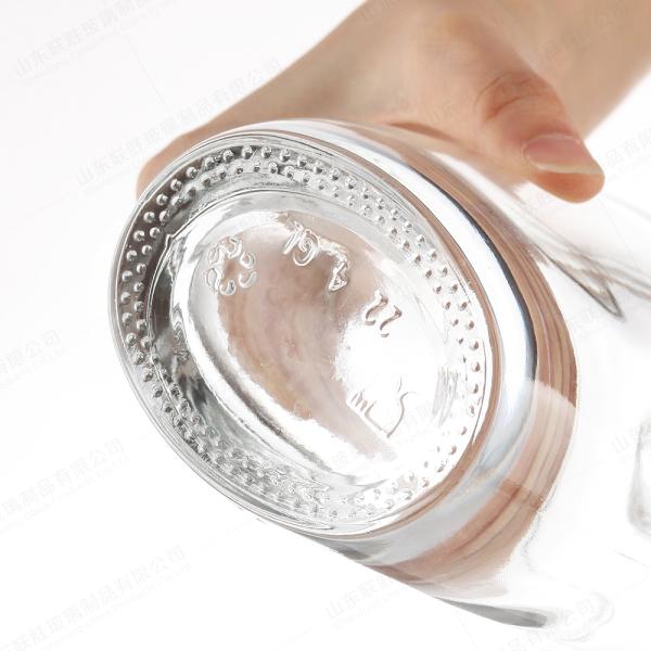 Здоровая стеклянная бутылка без свинца для горячего штампования Золотая бутылка с алкоголем