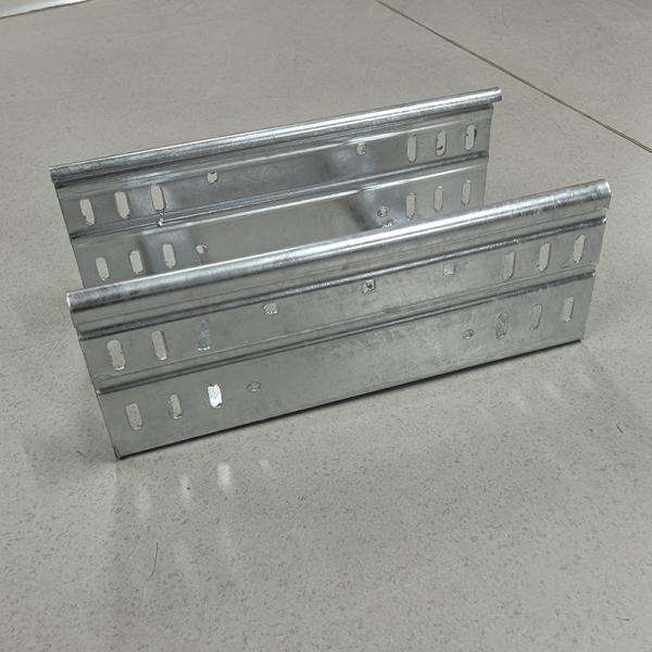 50mm-1000mm Hot Dip Galvanized Cable Tray Customized For Indoor Outdoor Environments