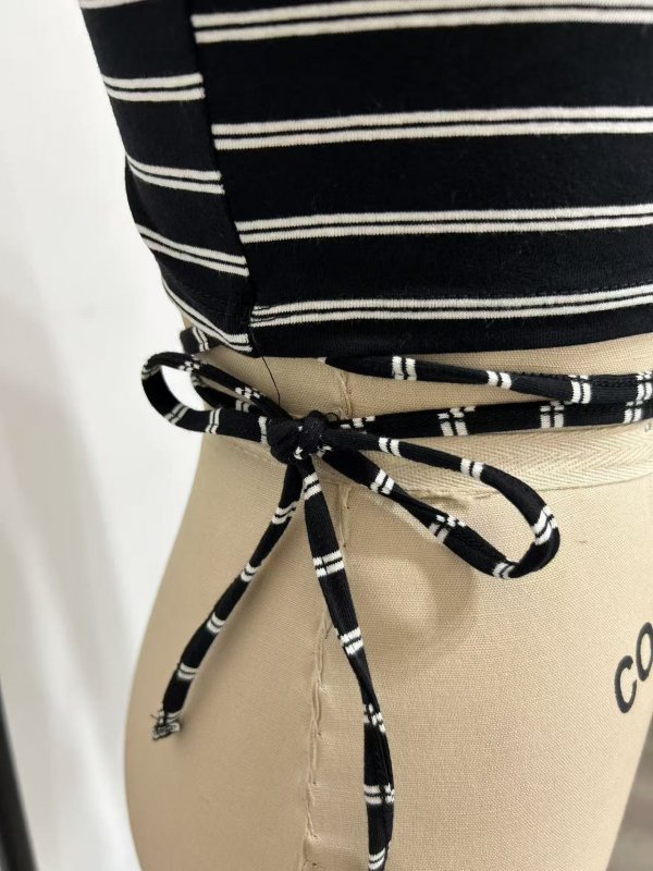 Women's 2-Color One-Shoulder Striped Long-Sleeve Crop Top
