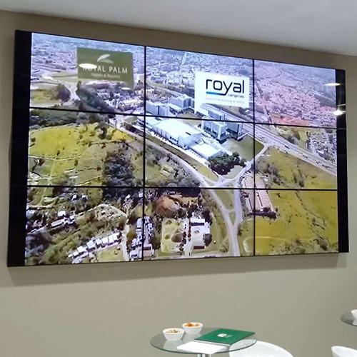 46 Inch 3.5mm Narrow Bezel Floor Stand Irregular Lcd Video Wall With HDMI DVI Input