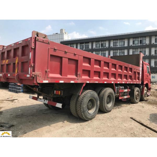 Метры тележки Думпер 25 Синотрук ХОВО 8С4 подержанные кубические 336 лошадиных сил