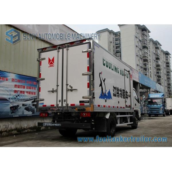 Euro 4 3000KG JMC Refrigerated Box Truck refrigerator freezer cargo van