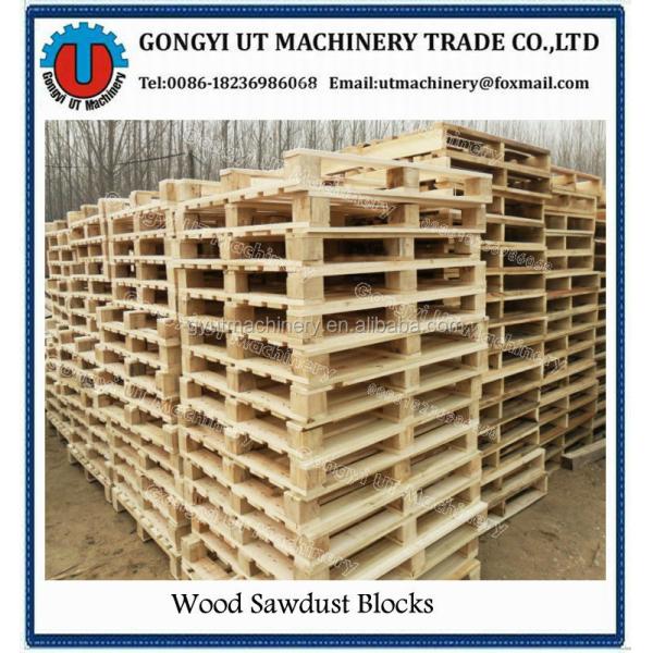 Отходы пиломатериалов, перерабатываемые на деревянных блоках, горячие прессовые машины с давлением 550-700 кг/м3