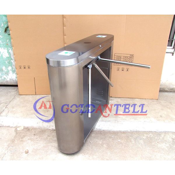 Modern Automatic Barrier Gate with 550mm-600mm Passage Width 30-40 Persons/Min Pass Speed and IP54 Protection