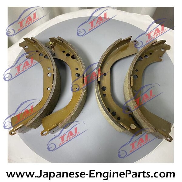 Неподдельные новые задние тормозные колоды 04495-60070 частей двигателя Тойота крейсера земли запасных