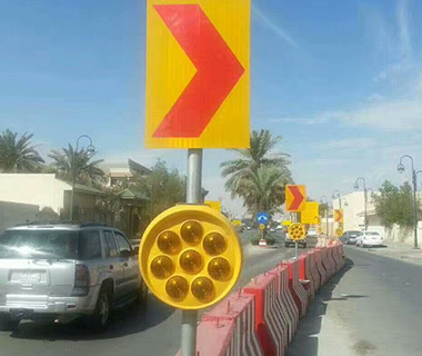 PC UV Resistant 5.5V 0.8W Solar Blinker Light , Solar Sunflower Light