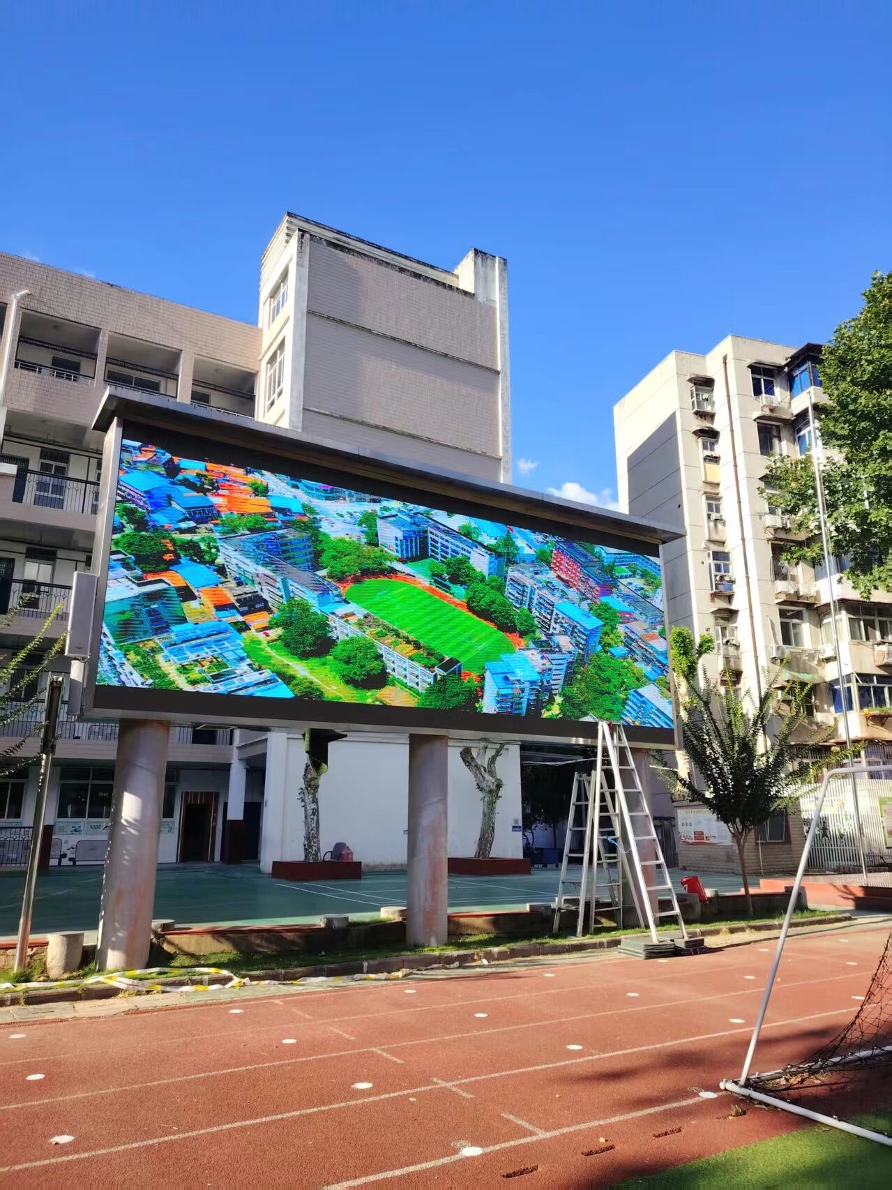 Outdoor LED Screen IP66 Waterproof Commercial LED Advertising Signage